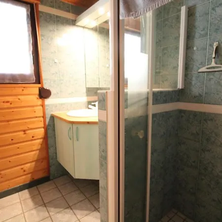 Maison De Style Individuelle Le Rouge Feigne A Dağ evi La Bresse