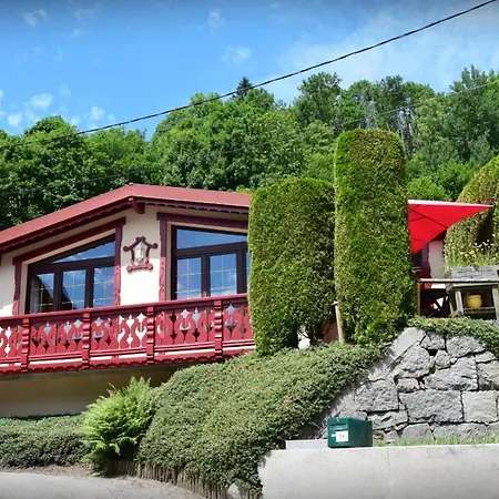 Maison De Style Individuelle Le Rouge Feigne A Шале