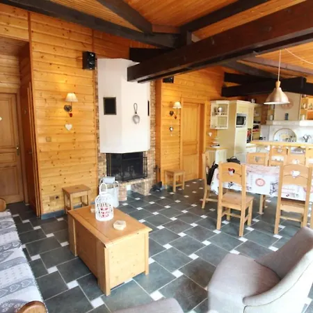 Maison De Style Individuelle Le Rouge Feigne A *
