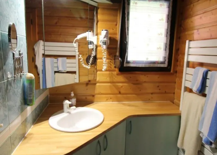 Maison De Style Individuelle Le Rouge Feigne A Horská chata La Bresse