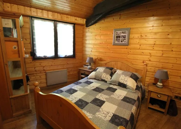 Maison De Style Individuelle Le Rouge Feigne A