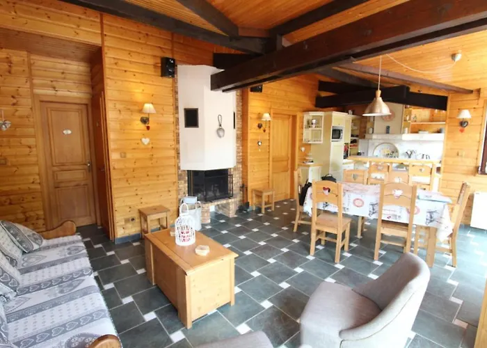 Maison De Style Individuelle Le Rouge Feigne A *